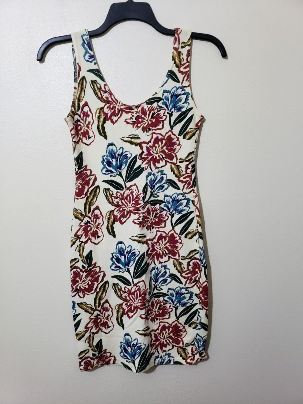 DB Sport tropical flowers, bodycon, sleeveless dress, size small